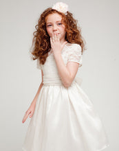 Load image into Gallery viewer, Luring Lace and Glistening Taffeta Knee length Dress - Red
